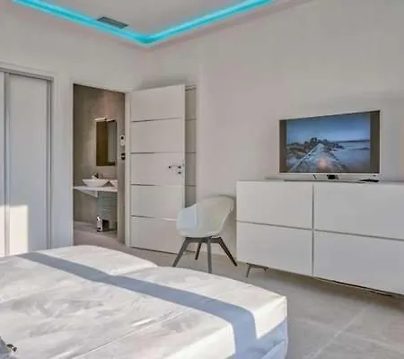 Bed & Breakfast Great With Big Garden Near To The Beach Sainte-Maxime