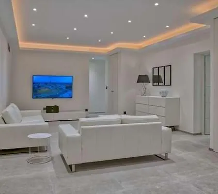 Great With Big Garden Near To The Beach Bed & Breakfast *