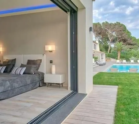 Bed & Breakfast Great With Big Garden Near To The Beach