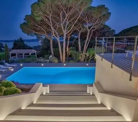Bed & Breakfast Great With Big Garden Near To The Beach Sainte-Maxime