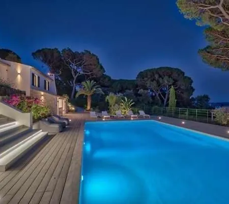 Great With Big Garden Near To The Beach *