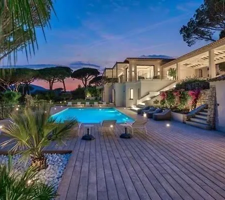 Great With Big Garden Near To The Beach *
